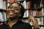 Chimamanda Adichie muốn mình rộng lượng hơn